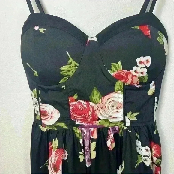 Band of Gypsies Black Floral Mini Dress with Pockets Size XS - Picture 3 of 15